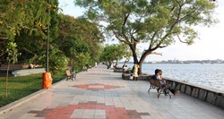 Marine Drive walkway